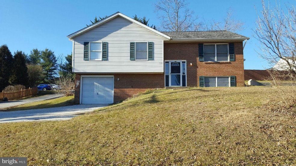 6624 Ridge Rd, Sykesville, MD 21784 - photo 1