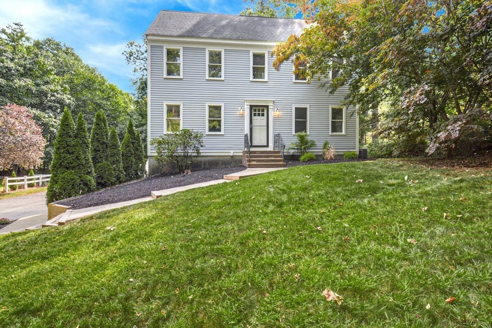 78 Priest St, Hudson, MA 01749 - photo 1