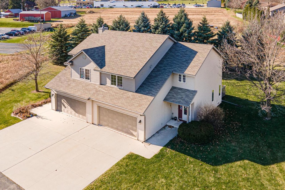 132 N Pleasantview Rd, Plymouth1