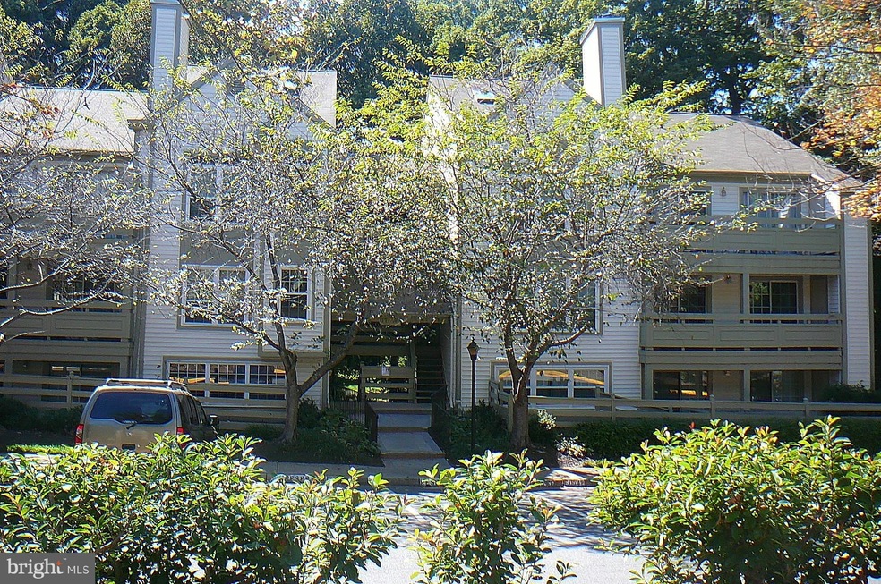 11717 Karbon Hill Ct unit 709H, Reston, VA 20191 - photo 1