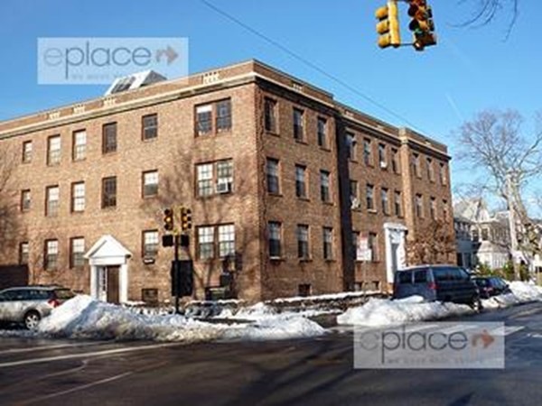 39A Lee St unit 35, Cambridge, MA 02139 - photo 1