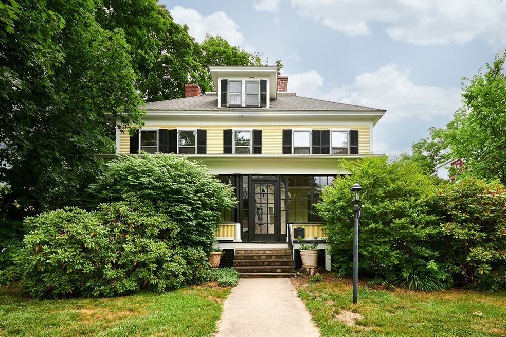 39 Kendrick Place, Amherst, MA 01002 - photo 1