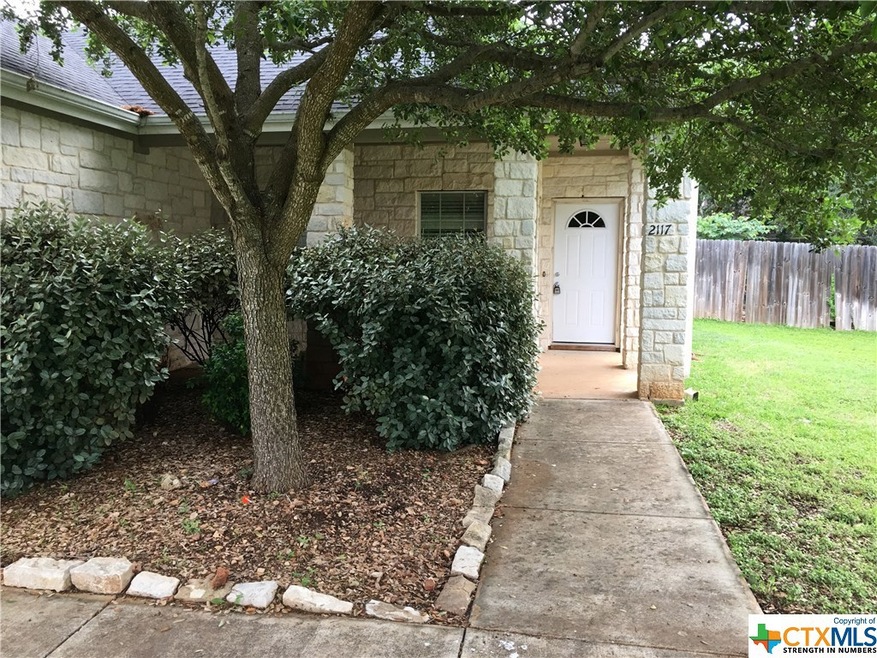 2117 Northview Dr, San Marcos, TX 78666 - photo 1