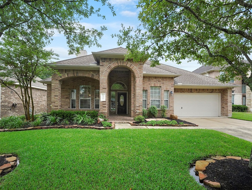 30306 Vinebriar Dr, Spring, TX 77386 - photo 1