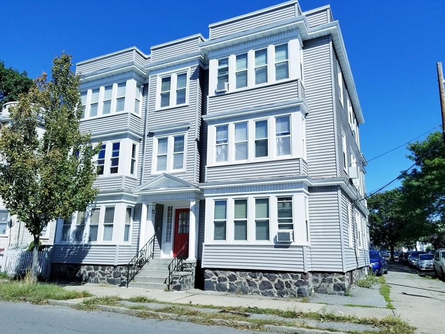 121 Johnson St unit 1R, Lynn, MA 01902 - photo 1