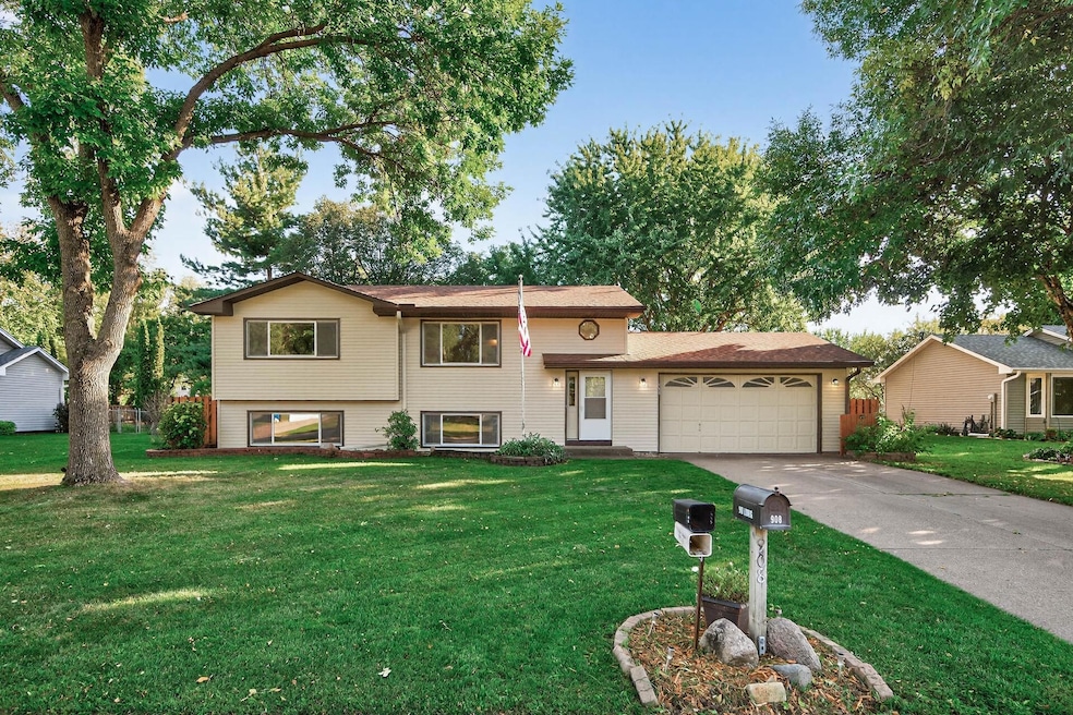 908 Ludwig Ave N, Champlin, MN 55316 - photo 1