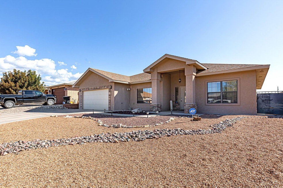 894 Arroyo Seco, Alamogordo, NM 88310 - photo 1