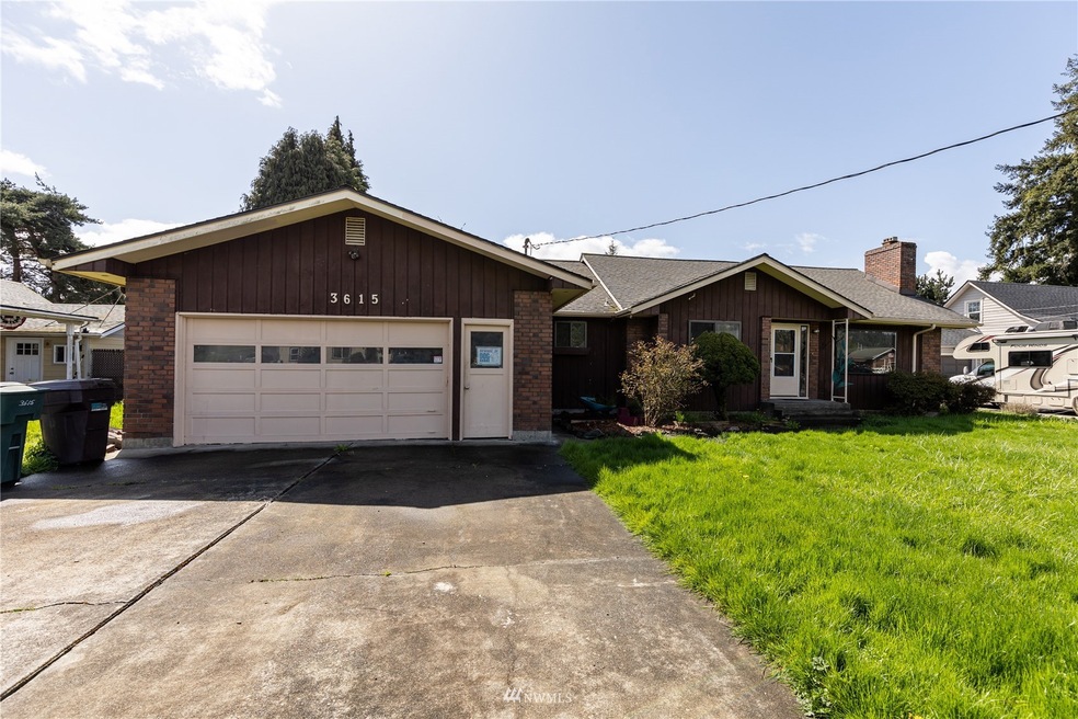 3615 Oak St, Longview, WA 98632 - photo 1