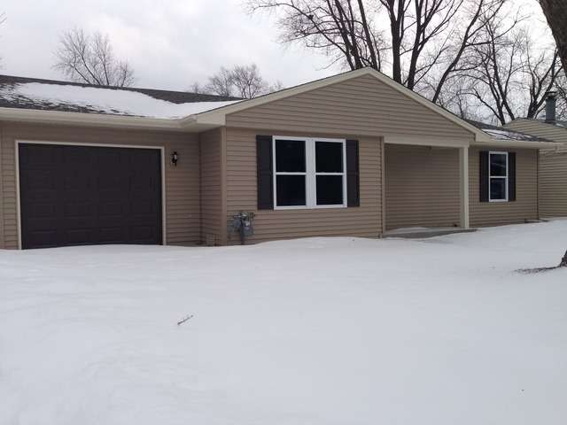 13 Cardinal Ln, Carpentersville, IL 60110 - photo 1