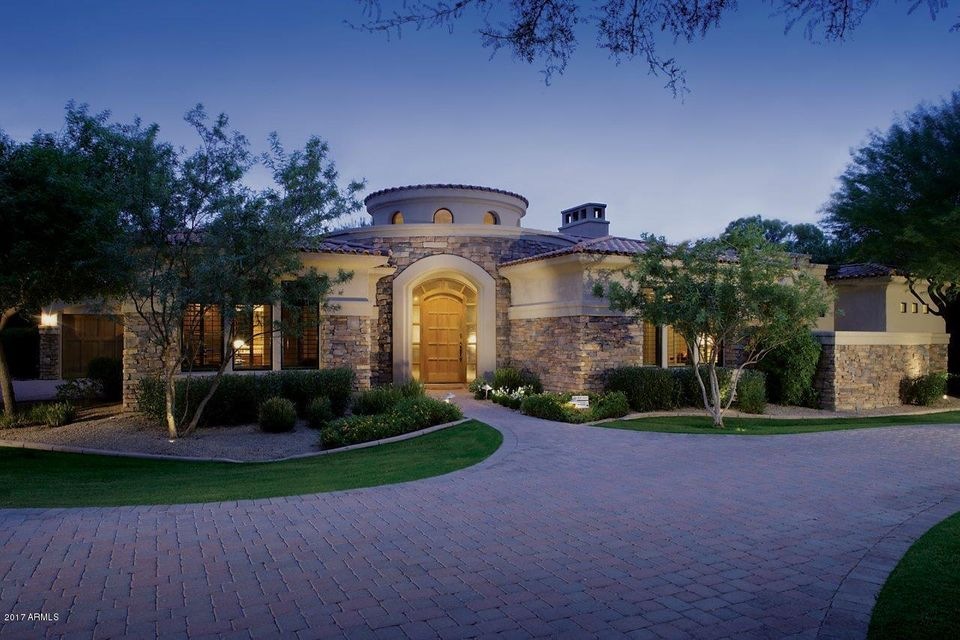 2027 E. Colter
