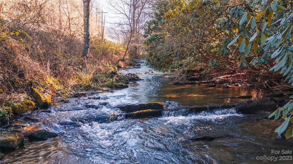 000 Prices Creek Rd, Burnsville, NC 28714 - photo 1