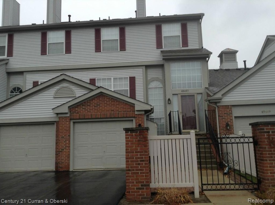 49467 Pointe Crossing, Plymouth Twp.