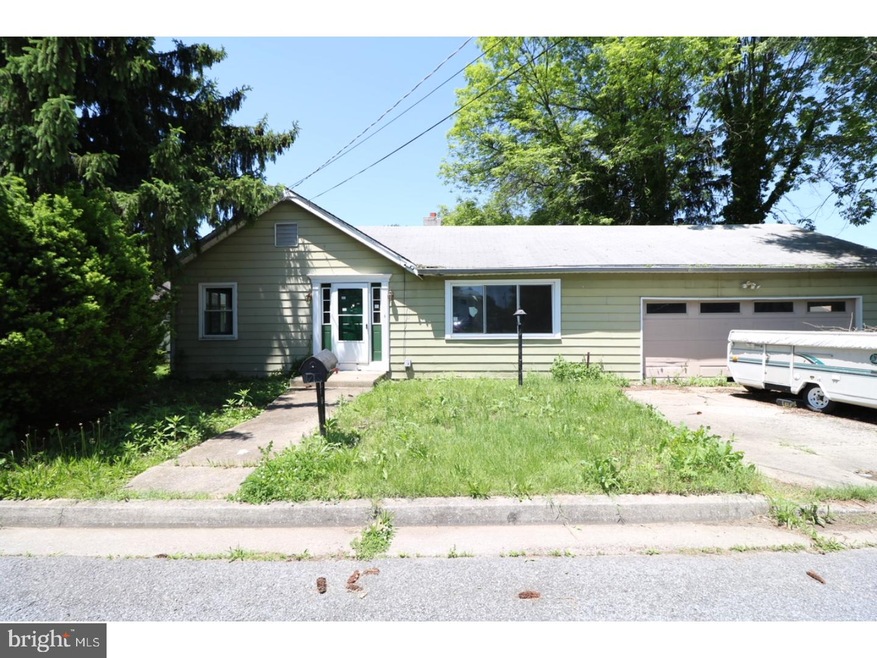 7 Amherst Dr, Pennsville, NJ 08070 - photo 1