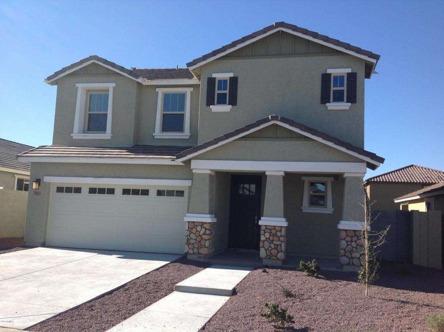 882 Exterior