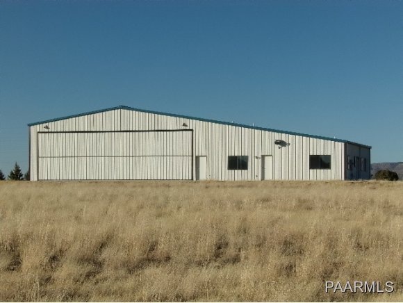 3950 W Runway Rd, Paulden, AZ 86334 - photo 1