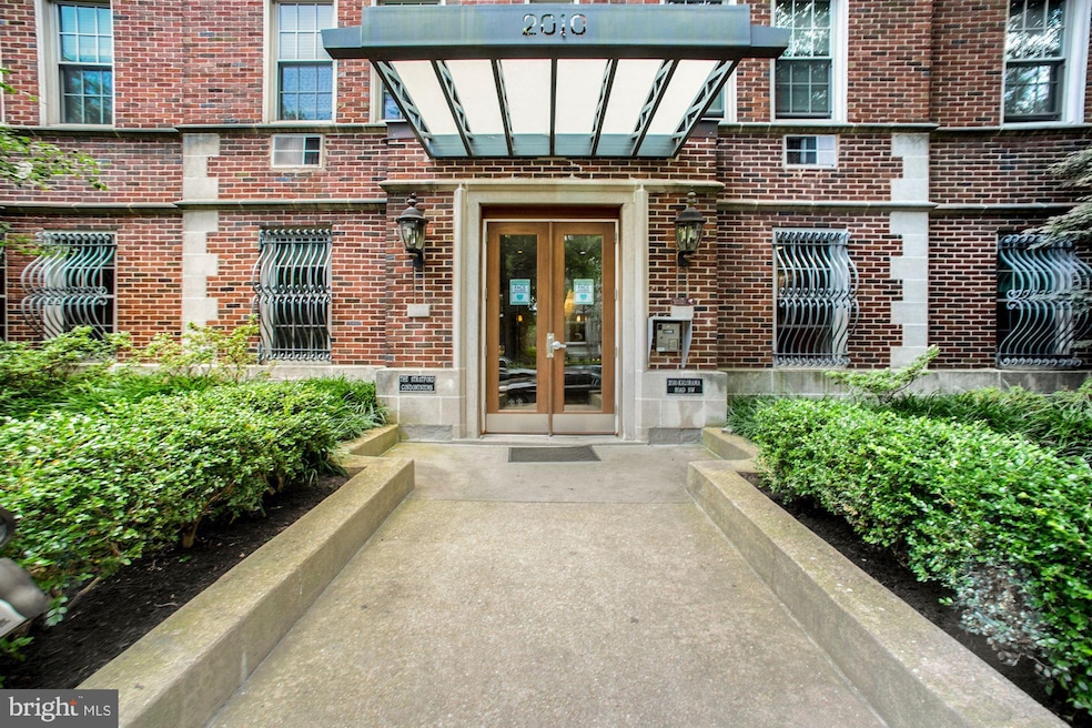 2010 Kalorama Rd NW unit 406, Washington, DC 20009 - photo 1