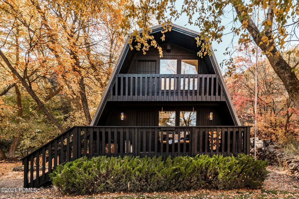 0_Exterior_high_3765454