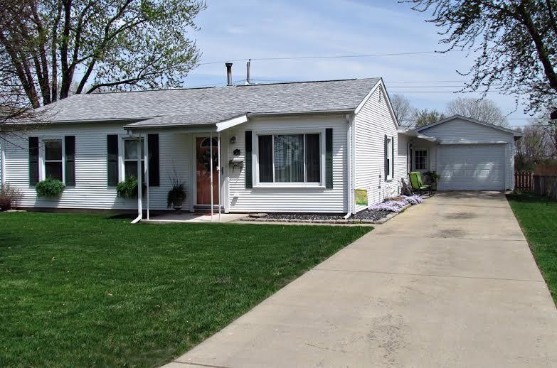 116 Carter Ln, Lincoln, IL 62656 - photo 1