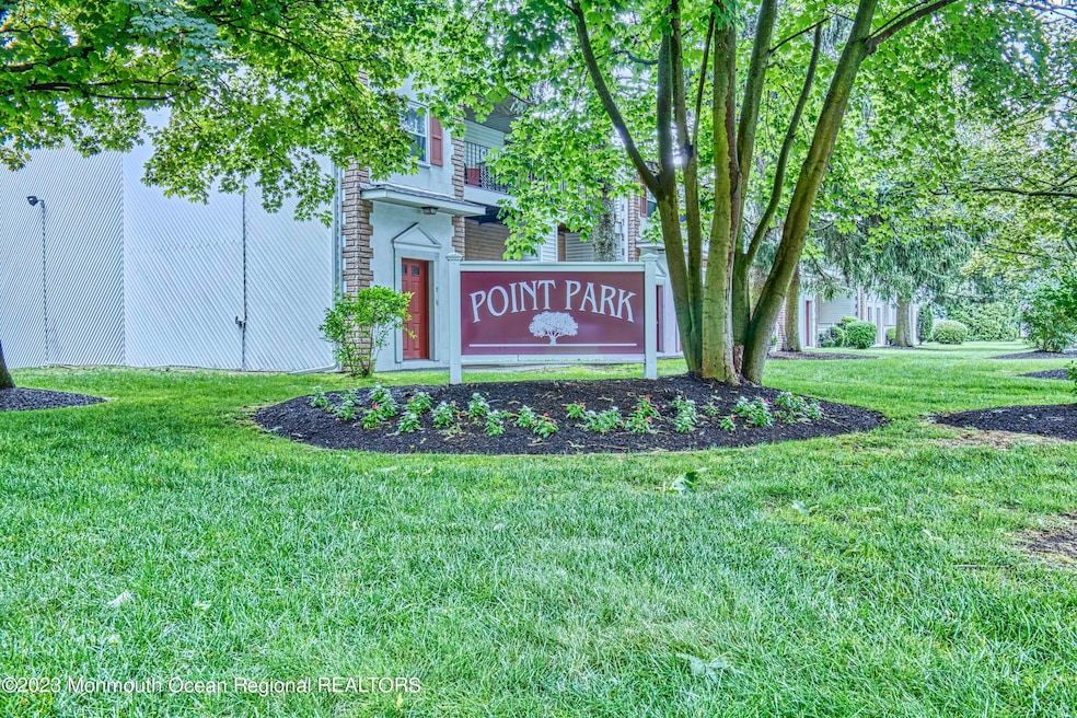 Sold $330,000 • Co-Listing Agent