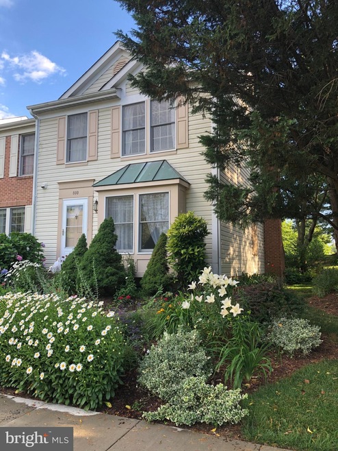 800 Rhine Ct, Frederick, MD 21701 - photo 1