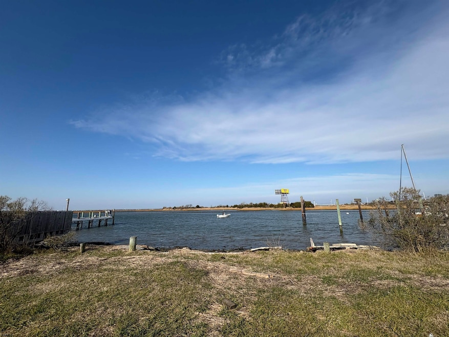 2015 N Riverside Dr, Atlantic City, NJ 08401 - photo 1