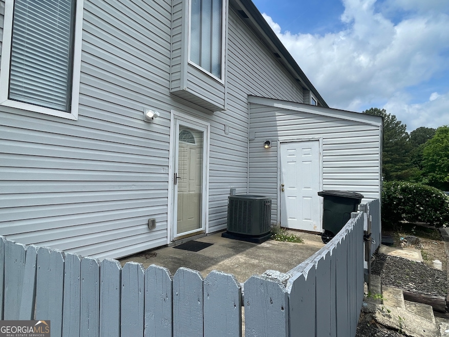 237 Country Club Dr, Jonesboro, GA 30238 - photo 1