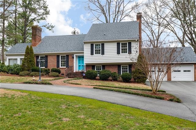 Mostly brick exterior, NEW dimensional shingle roo