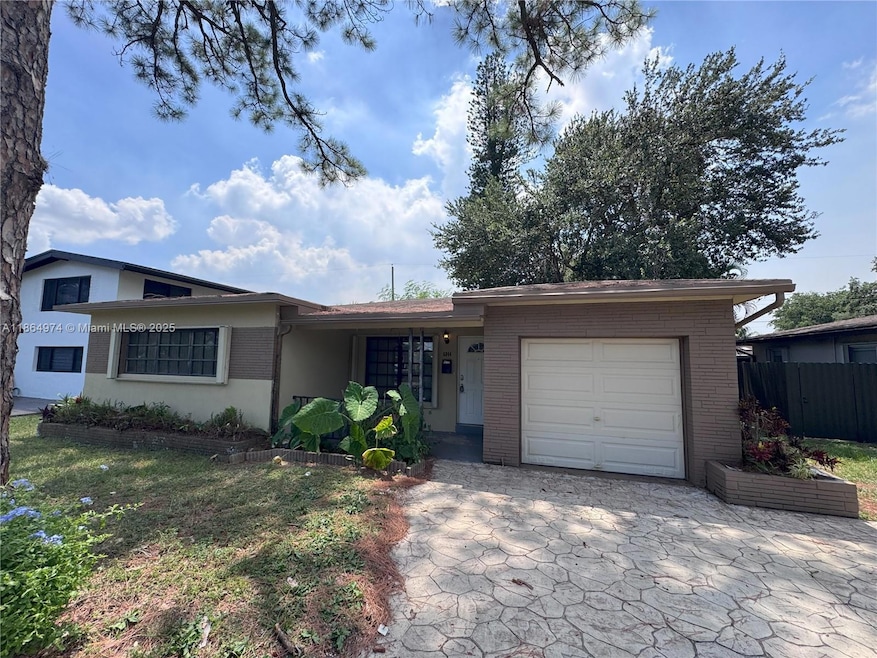 6844 SW 12th St, Pembroke Pines, FL 33023 - photo 1