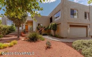 01-FRONT-YARD_0320-3 (1)