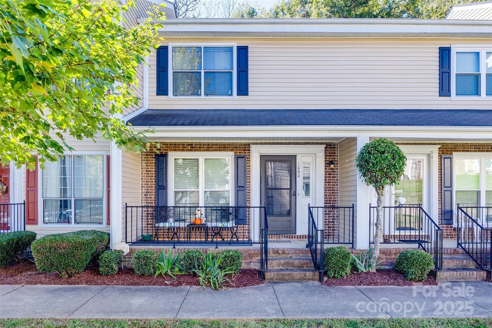 1060 Surry Ln unit 917C, Gastonia, NC 28054 - photo 1