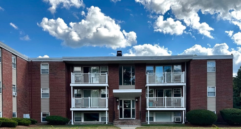 For Rent $2,100/month