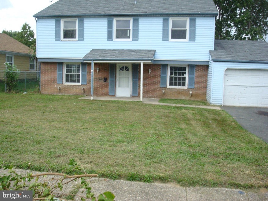 33 Pebble Ln, Willingboro, NJ 08046 - photo 1
