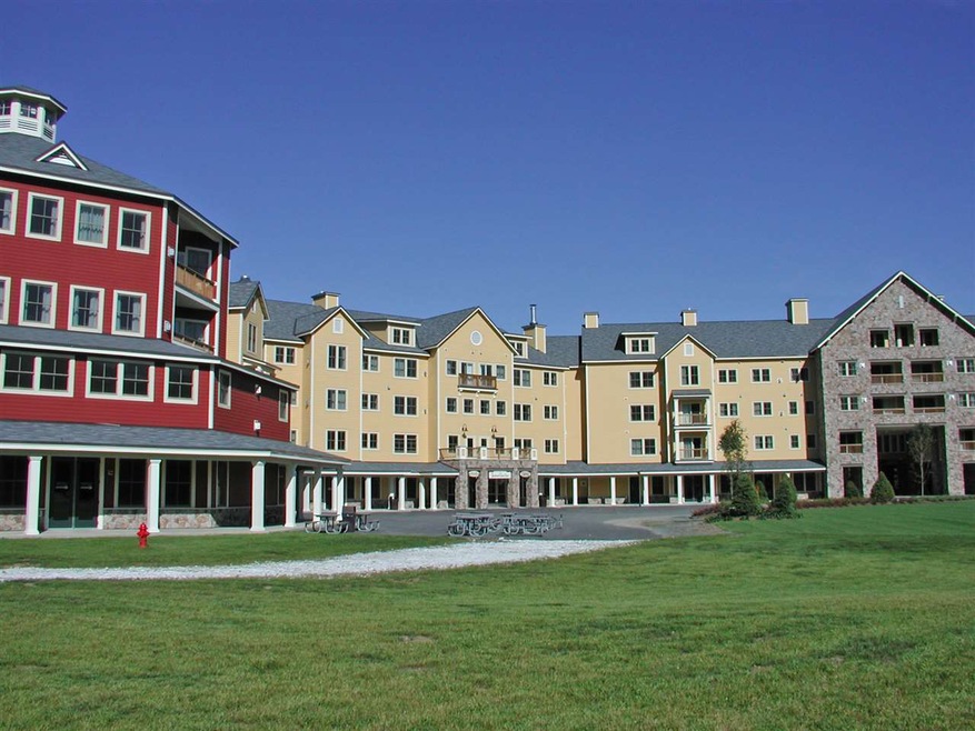 357/359 Qtr II Jackson Gore unit 357/359, Ludlow, VT 05149 - photo 1