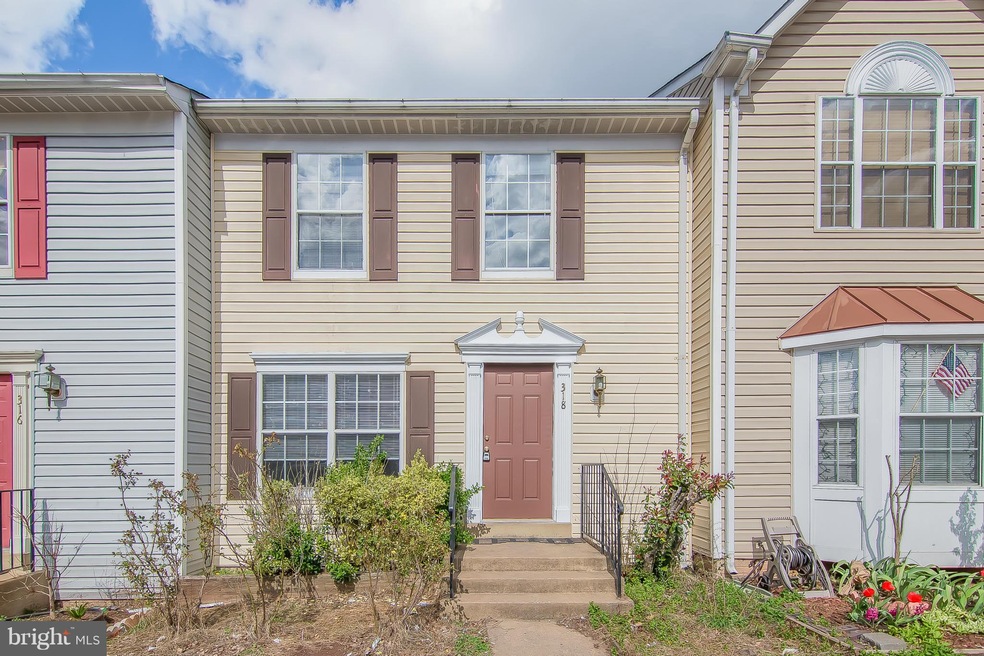 318 Moseby Ct, Manassas Park, VA 20111 - photo 1