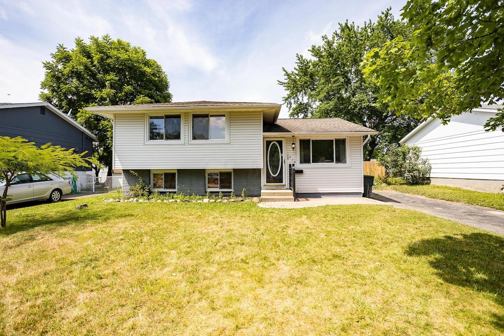 1714 Brookfield-1