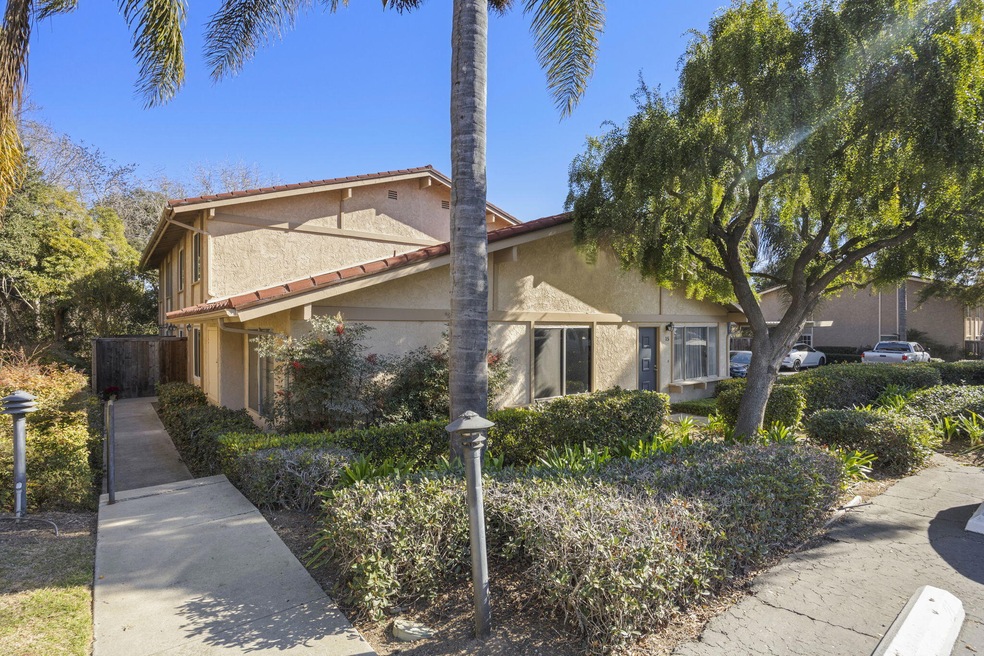 1-web-or-mls-Upmarketmedia_7386Cal-5
