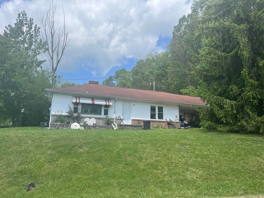 211 9th Street Extension, Watauga, TN 37694 - photo 1