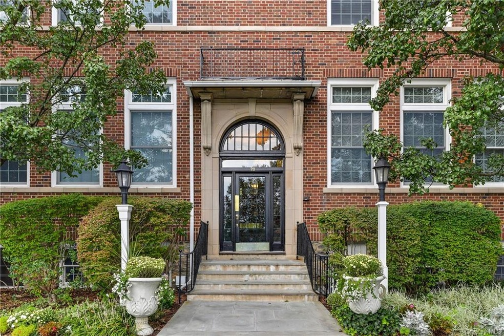 20 Whippoorwill Rd E unit 1D, Armonk, NY 10504 - photo 1