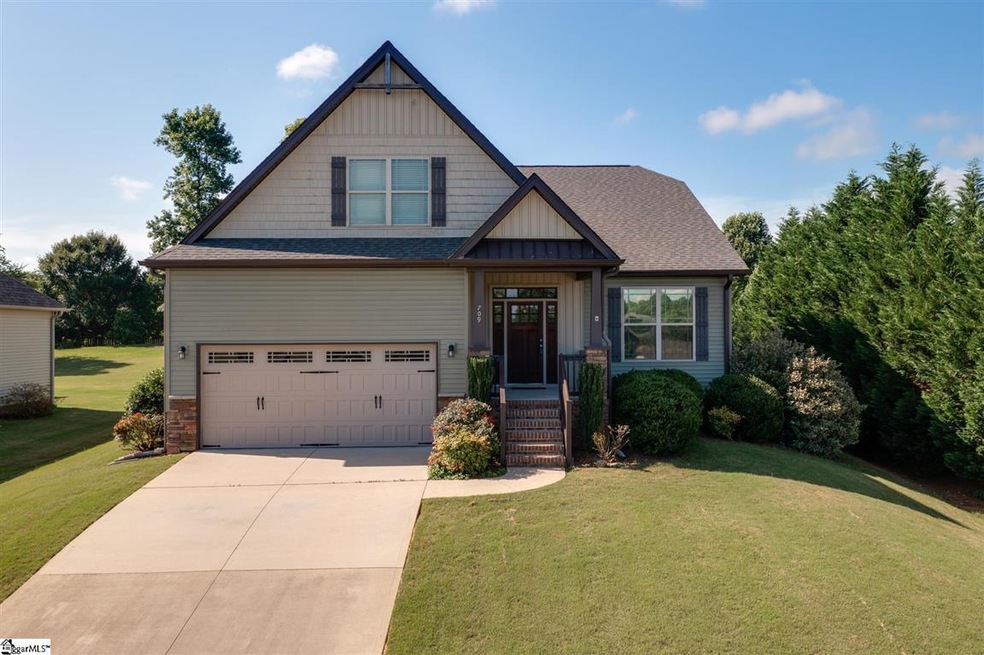 709 Ravel Ct, Travelers Rest, SC 29690 - photo 1