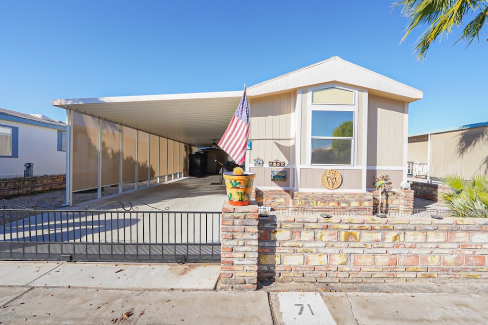 10667 S Avenue 10 E unit 71, Yuma, AZ 85365 - photo 1