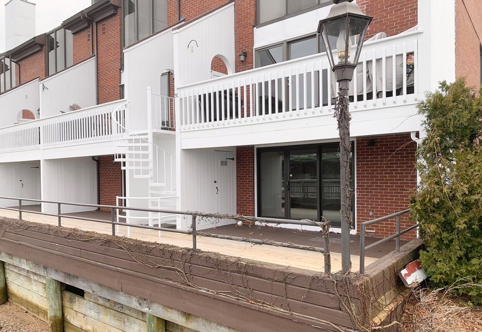 126 Merrimac St unit 49, Newburyport, MA 01950 - photo 1