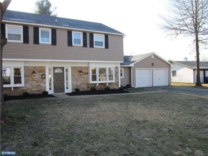 30 Courtland Ln, Willingboro, NJ 08046 - photo 1