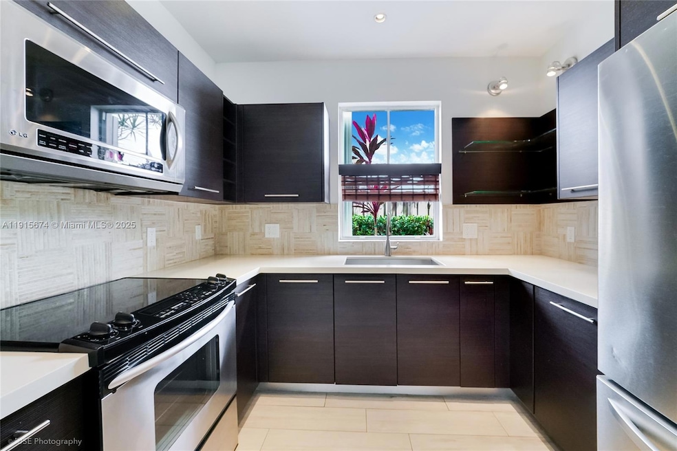 2970 Bird Ave unit 15, Miami, FL 33133 - photo 1