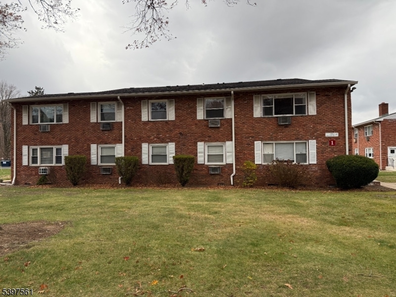 680 St Rt15, Jefferson Twp., NJ 07849 - photo 1