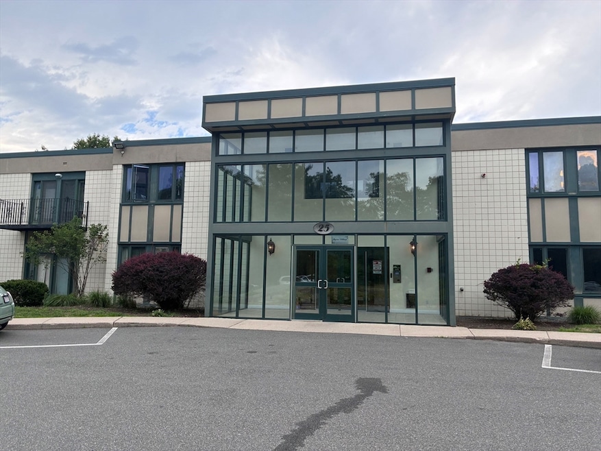 25 Alpine St unit 7, Hyde Park, MA 02136 - photo 1