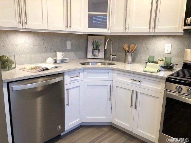 100 Terrace Rd unit 510T, Bayport, NY 11705 - photo 1