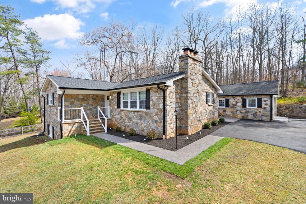 6013 Beverleys Mill Rd, Broad Run, VA 20137 - photo 1