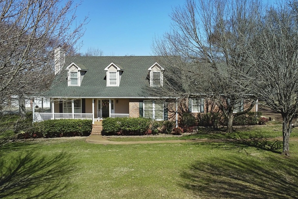 105 Redbud Dr, Shelbyville, TN 37160 - photo 1