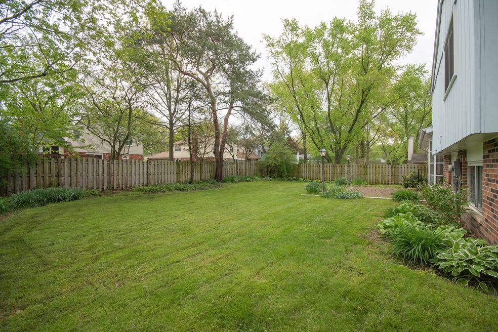 1544 N Columbia St, Naperville, IL 60563 - photo 1