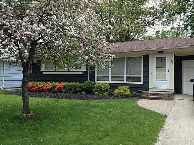 794 Meadowbrook Dr, North Tonawanda, NY 14120 - photo 1
